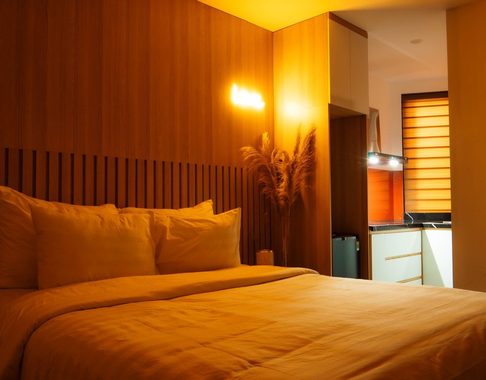 Apartemen Jarrdin Harian dengan fasilitas lengkap, desain modern, dan pemandangan kota yang menawan