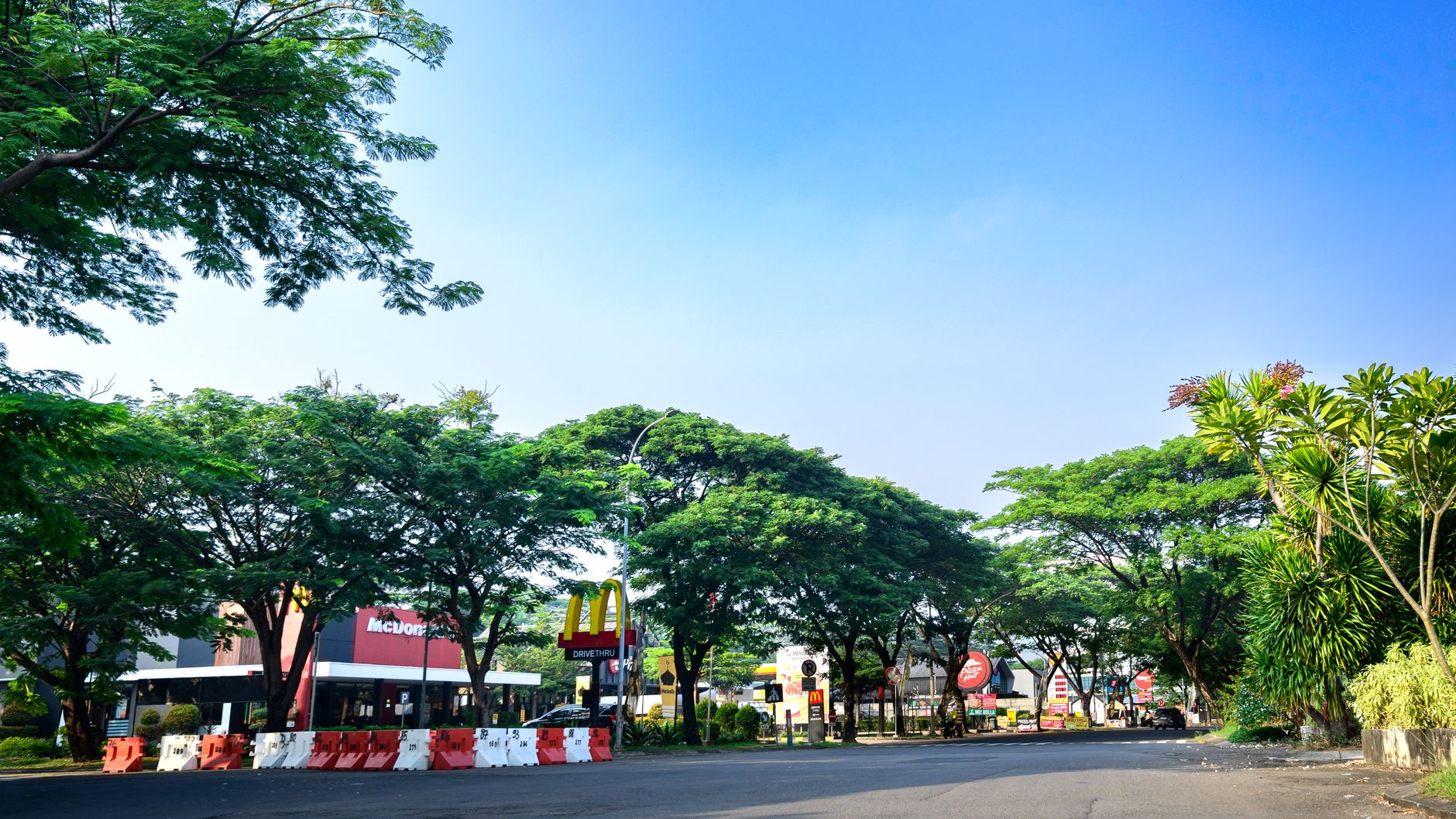 Sewa kios modern di Poris Indah, lokasi strategis dekat pusat perbelanjaan dan transportasi publik