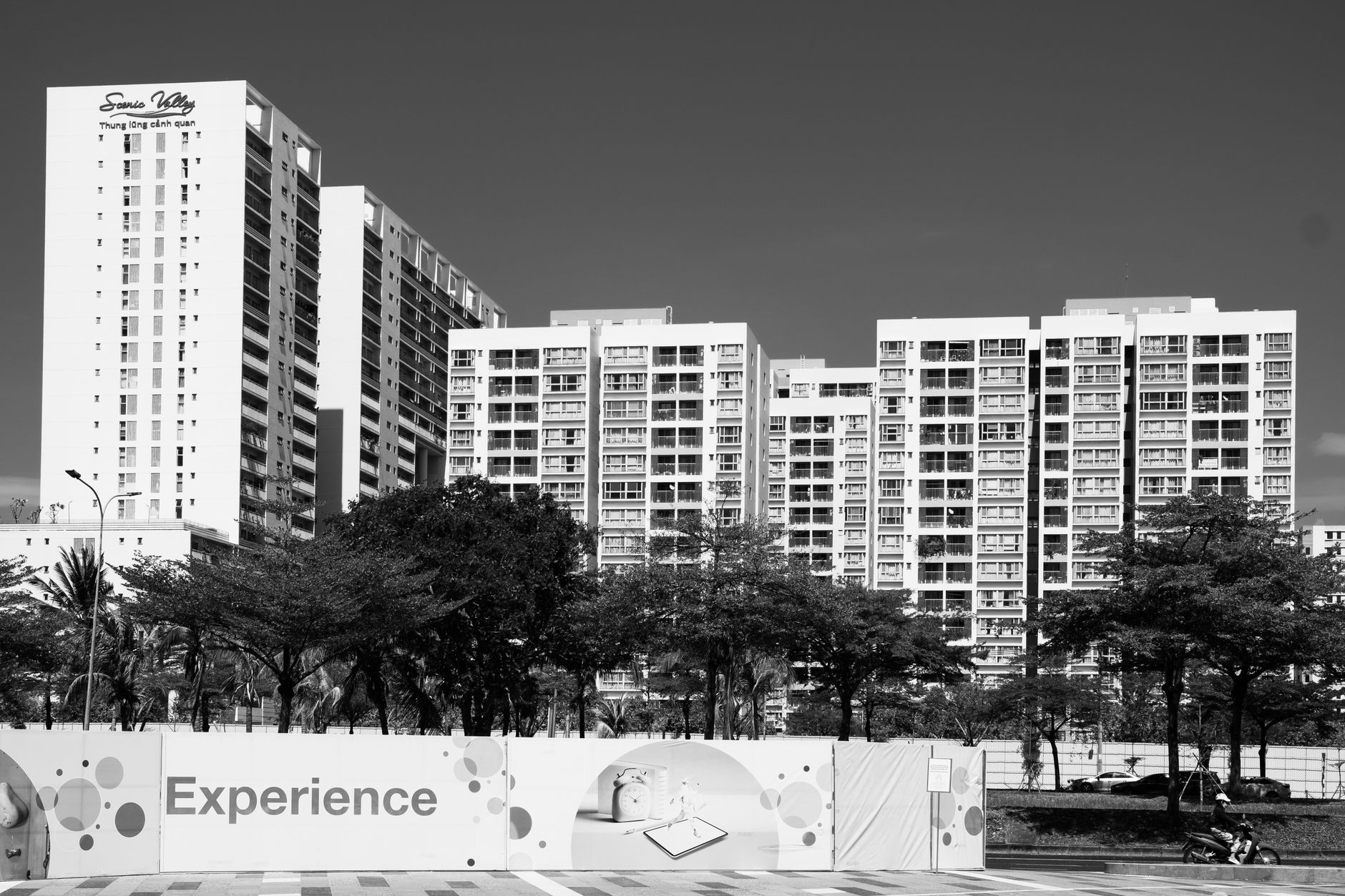 Gambar apartemen Bassura City dengan desain modern, fasilitas lengkap, cocok untuk investasi dan hunian nyaman